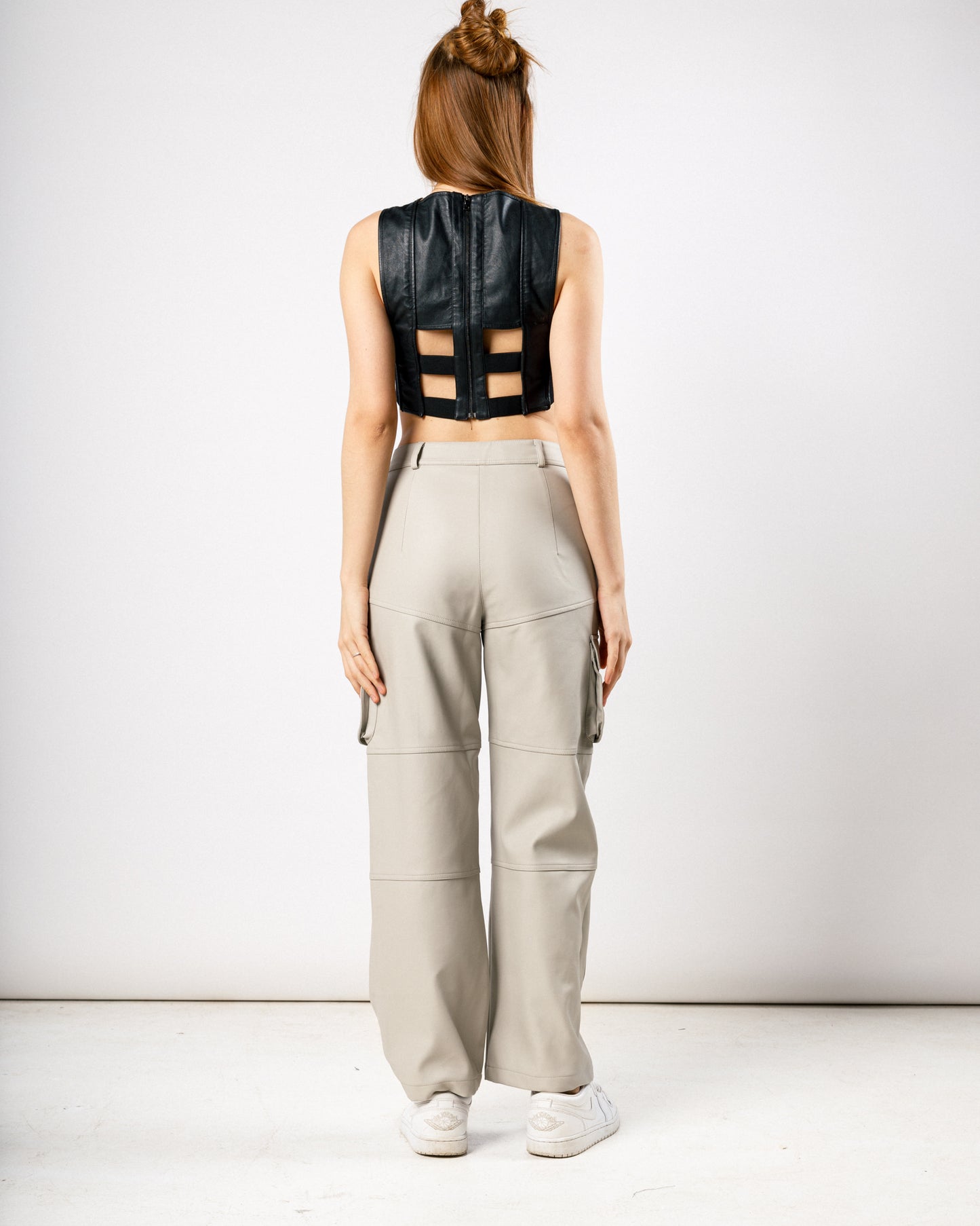 Topstitched grey leather trousers